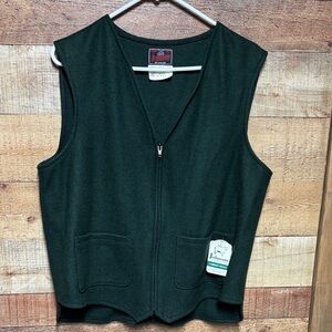 Johnson Woolen Mills Green Wool vest vintage